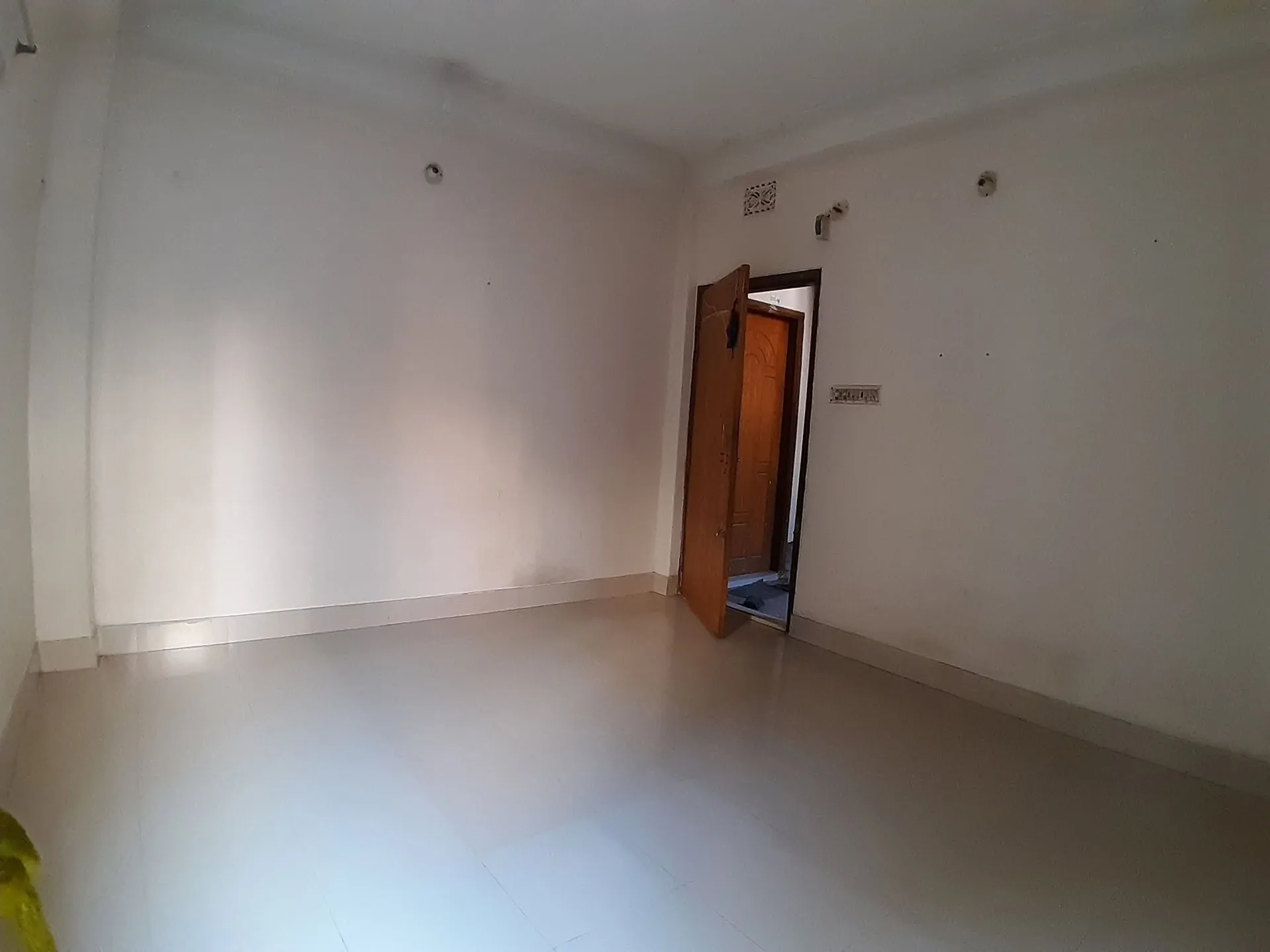 গ্যাস রোড লেন - ২, পলাশপুর, পূর্ব দনিয়া, থানা : কদমতলী।